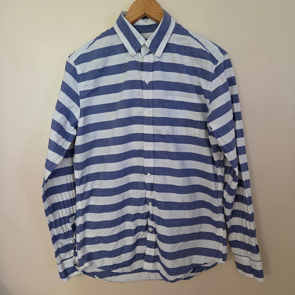 Gap Mens Small Blue White Striped Poplin Button Down Shirt Standard Fit